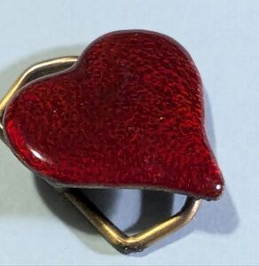 Vintage Women's 1984 The Great American Product Small Brass Heart Belt Buckle